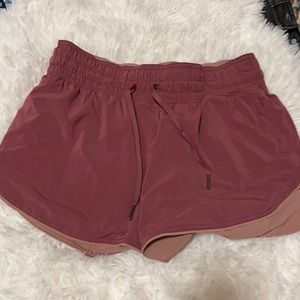 Lululemon mauve dusty rose reversible shorts